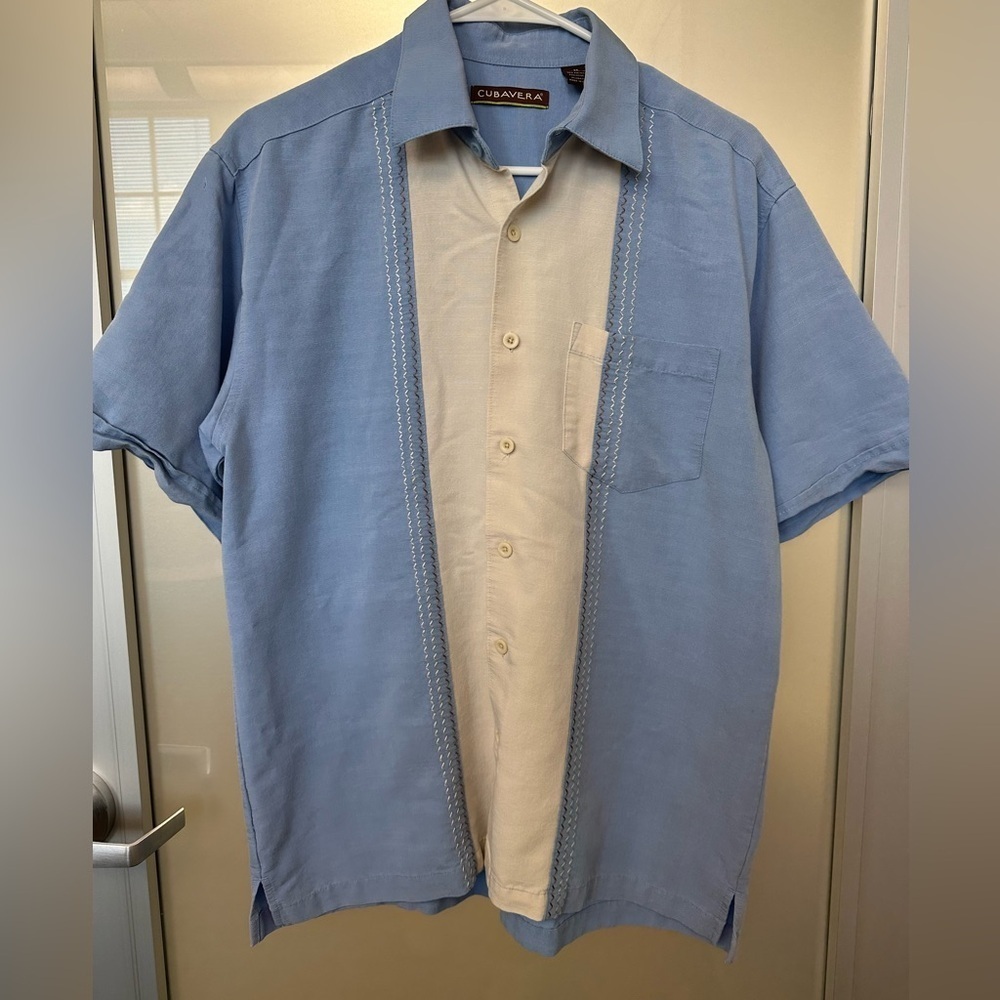 Vintage 80’s Cubavera Cuban Style Vacation Shirt Side Slits size med Blue Cream